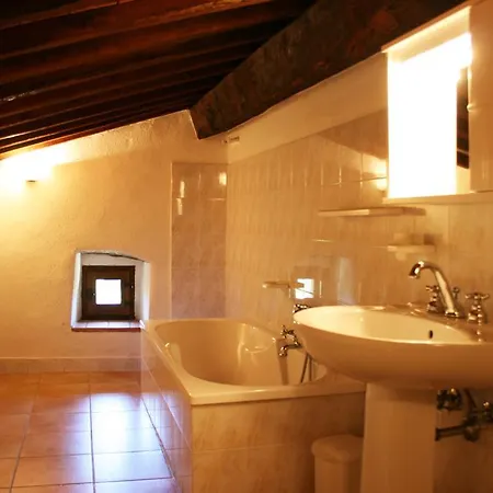 Borgo Antico * Poggioni